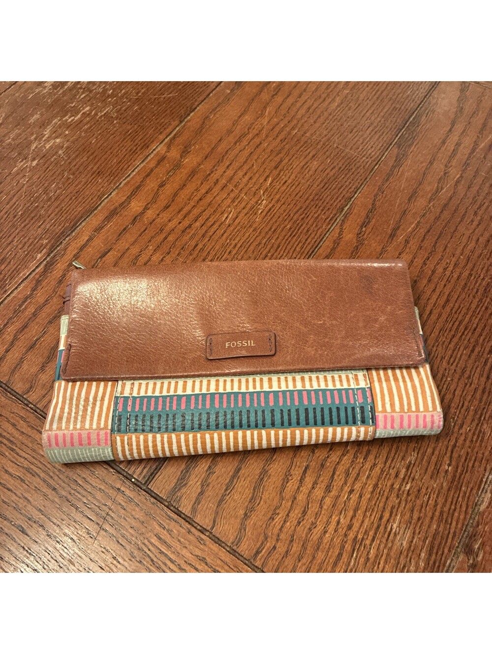 Fossil Ellis Clutch Wallet Brown Leather Multicolored Striped Tri-Fold